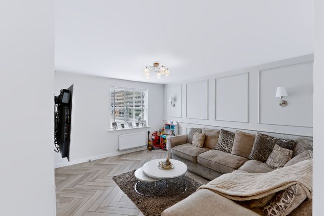 55 Borsdane Way, Bolton photo 4