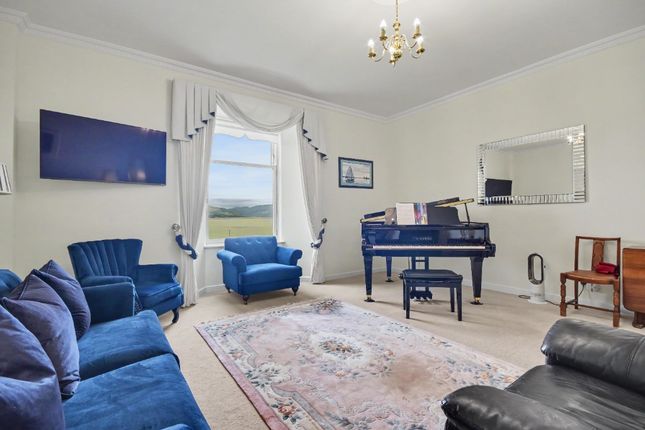 Blairbuie, Castle Levan Manor, Cloch Road, Gourock photo 5