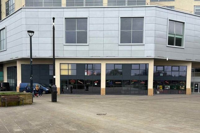 Retail premises to let in 4/5 Riverlights, Derby, East Midlands