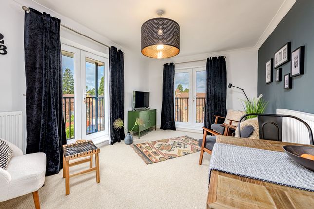 Flat I, 26 St. Thomas Drive, Boston photo 2