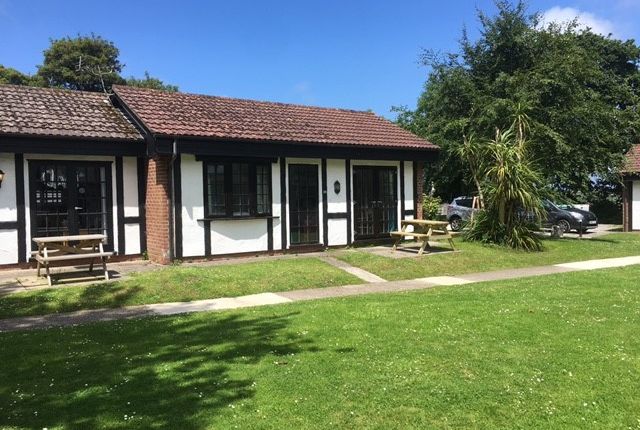 2 bed terraced bungalow for sale in Tudor Court, Tolroy Manor Holiday Park, Hayle, Cornwall TR27