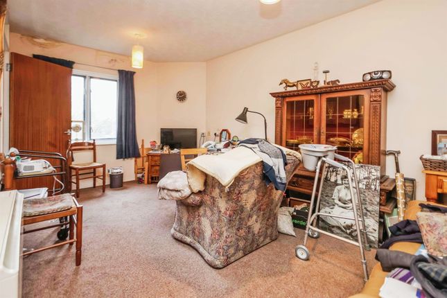 Flat 32, Home Meadow Court, 340, Haunch Lane, Birmingham photo 3