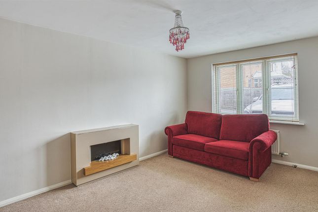 23, Middlefield Close, Derby photo 4