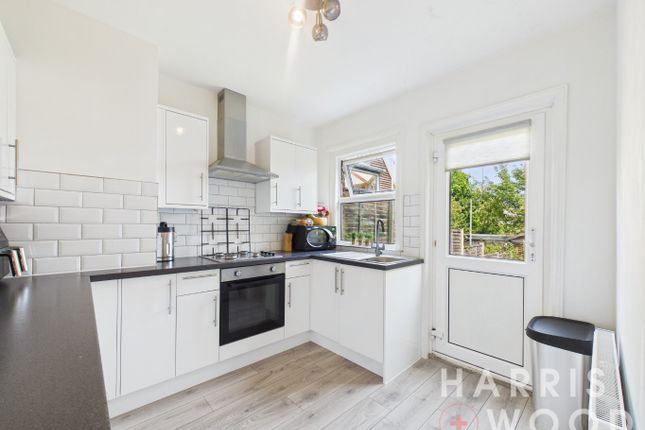 12 St Johns Green, Colchester, Essex photo 2