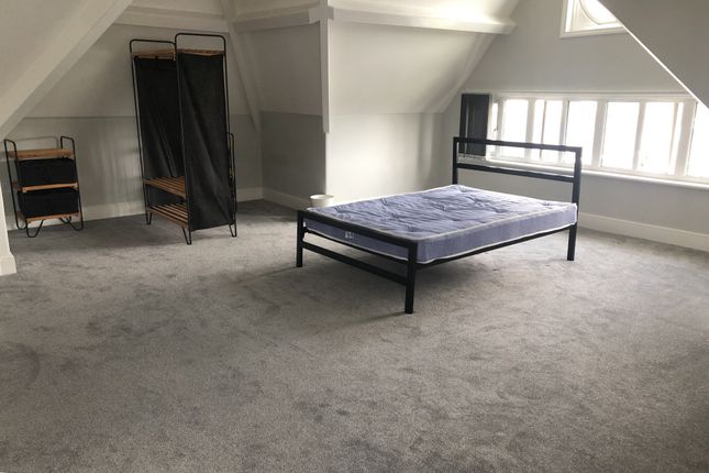 Thumbnail Property to rent in Queens Gate Villas, Greenbank, Plymouth