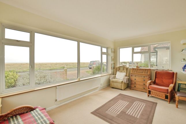 95, Coast Drive, Romney Marsh photo 2