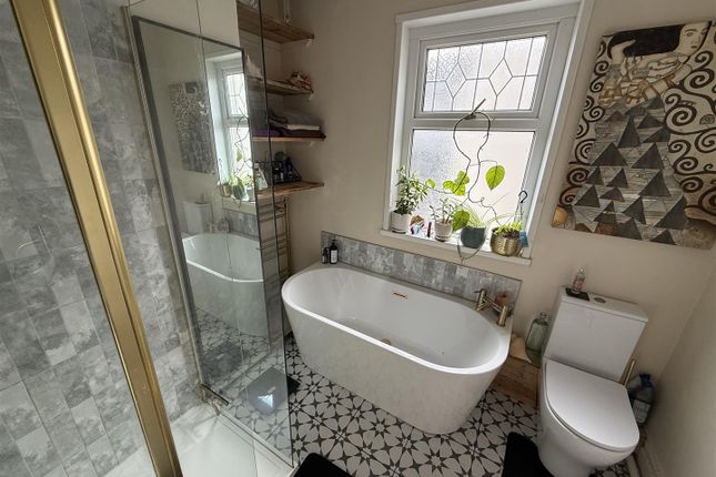 36,, Coleshill Terrace, Llanelli photo 3