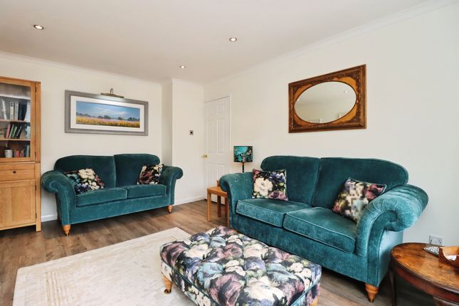 44, Playford Close, Kettering photo 4