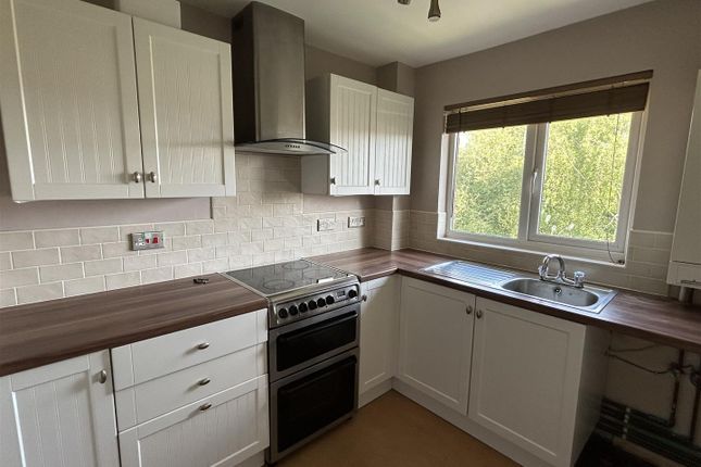 Flat for sale in Alexandra Court, Bridport