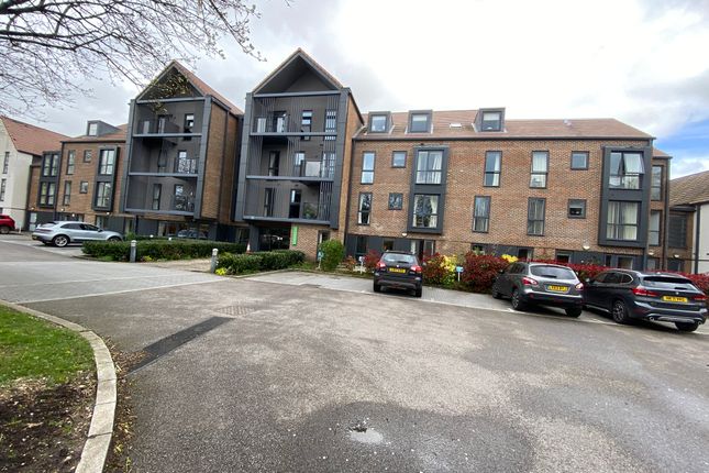 Flat to rent in London Road, Guildford, Guildford
