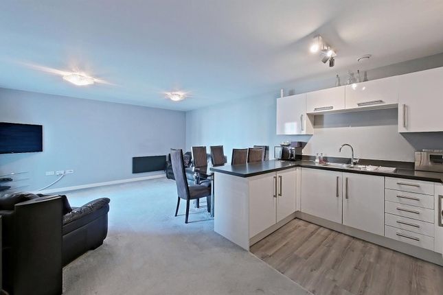 12 Moyle House, Little Brights Road, Belvedere photo 3