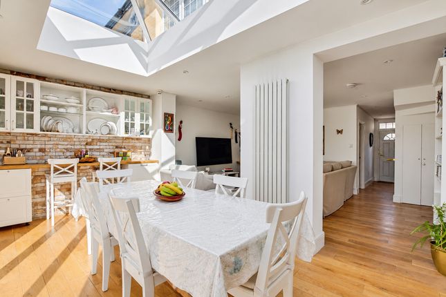 Alverstone Road, Wembley photo 4