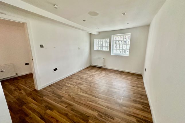 End terrace house to rent in Church Street, Coggeshall, Colchester