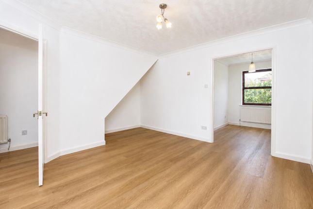 56, Pickering Drive, Milton Keynes photo 2