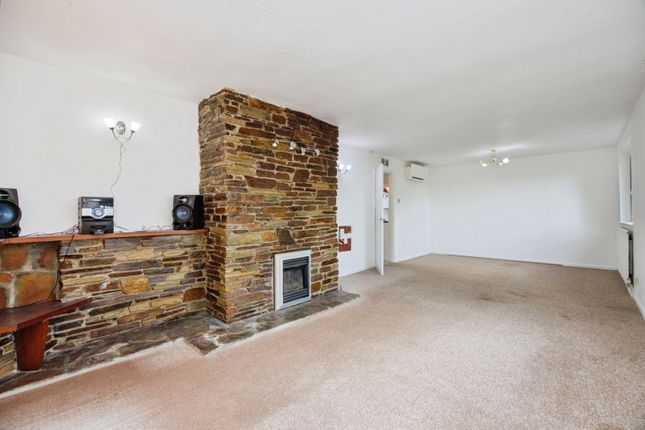 5, Trevarrick Drive, Cornwall photo 3