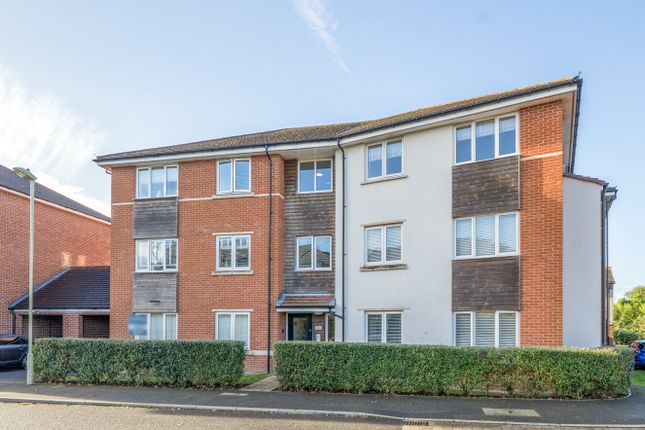 2-bed flat on Firecracker Drive, Southampton, £1,250/mo