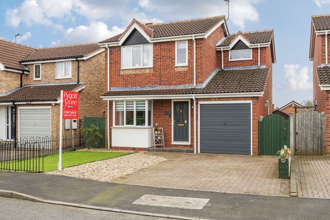 Detached house for sale in Peterborough Way, Sleaford, Lincolnshire