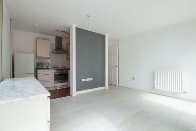 14, Staten House, Milton Keynes photo 3