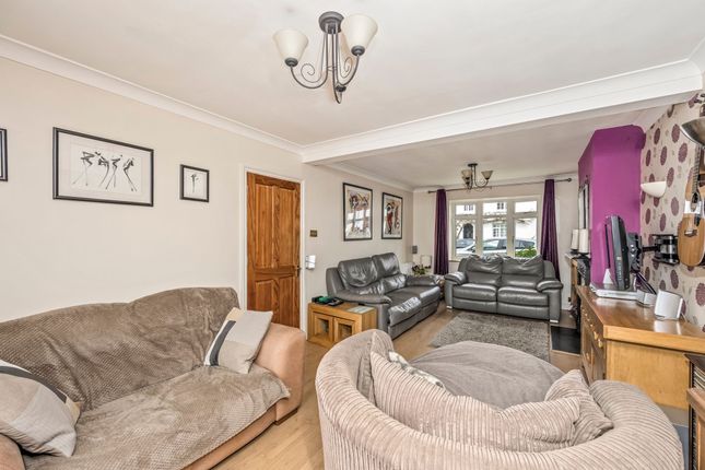 32 New Street, Crawley photo 3