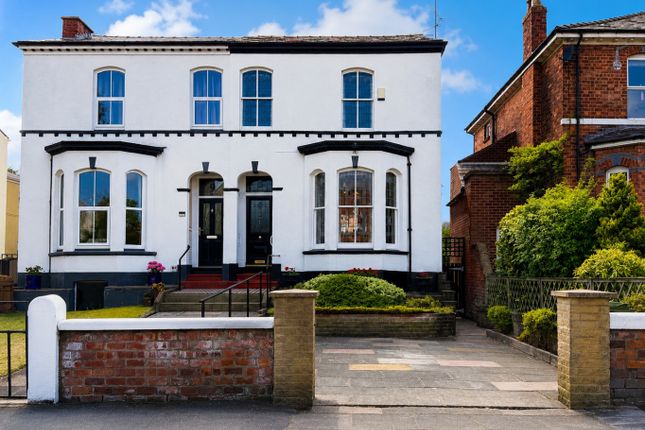 11 Leyland Road, Southport, Merseyside photo 3