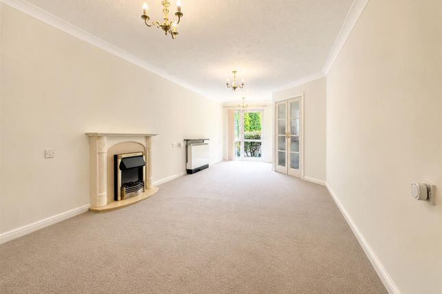 Flat 20, 21, Castle Court, South Lanarkshire photo 3