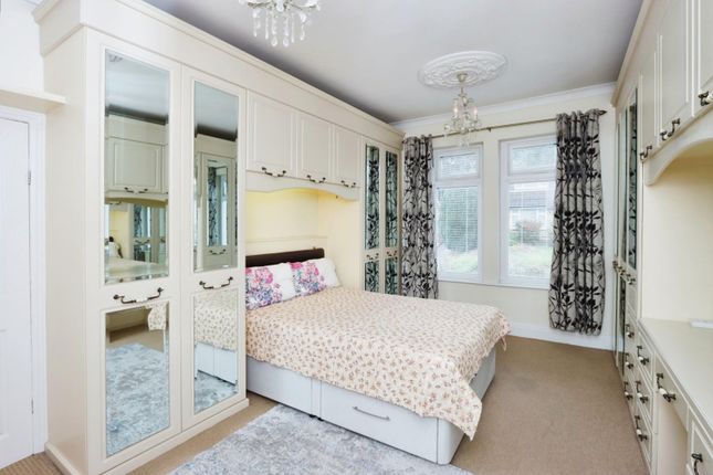Bedroom 2.Jpg