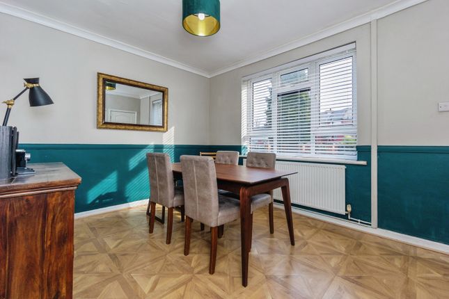 56, Thirlmere Avenue, Manchester photo 3
