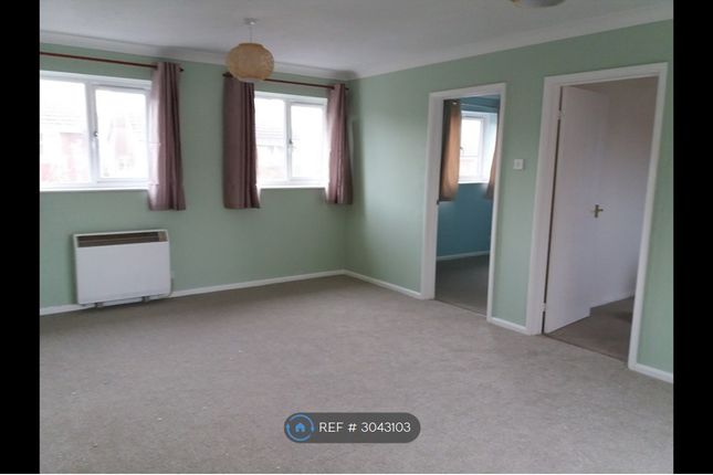 Waters Edge, Pewsham, Chippenham photo 4