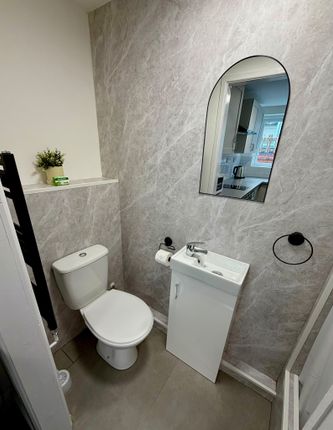 44, lower high street, Wednesbury photo 5
