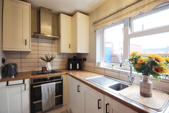 3, Hill Street, Warwick photo 3