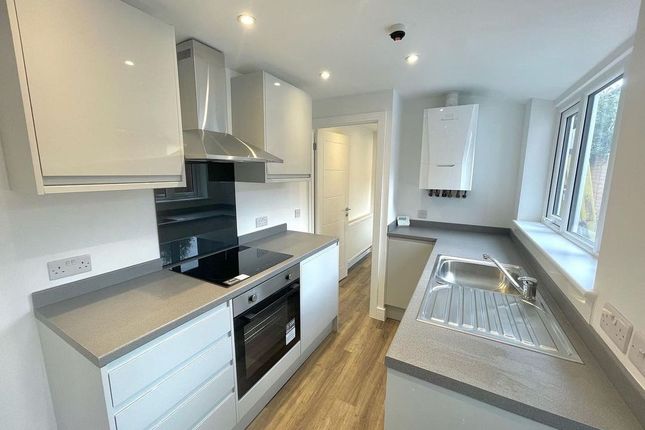 90, Mayfield Road, Gosport photo 2