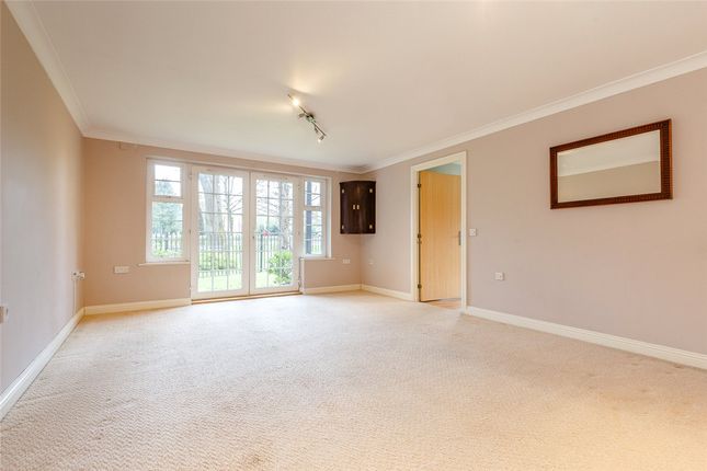 15 Stephenson Court,, Old College Road, Berkshire photo 2