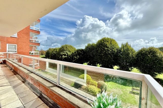 Flat 5 Compton Lodge,, 23, Compton Place Road, East Sussex photo 3