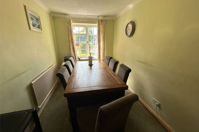 6, Beck Gardens, Surrey photo 3