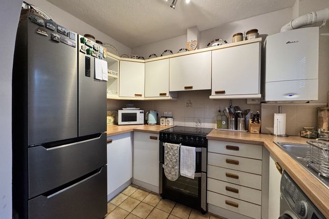 15, Nant Arw, Ammanford photo 5