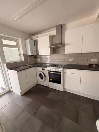 Everton Court 85, Dalston Gardens, Stanmore photo 2