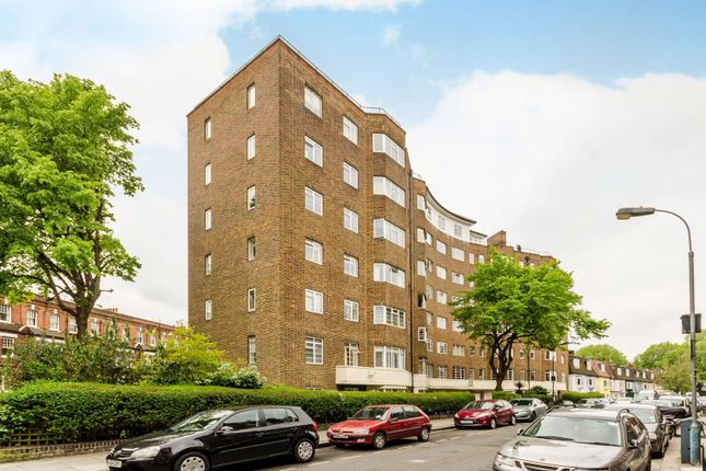 Thumbnail Flat to rent in Barton Court, Barons Court, London