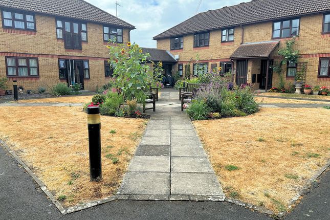 21A, Postern Close, Fareham photo 4