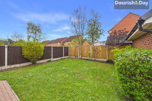 57 Chenet Way, Cannock photo 4