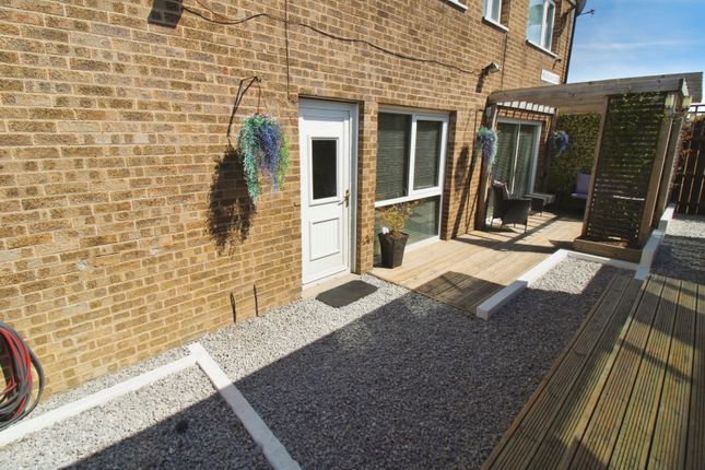 4-bed terraced on 9, Helvellyn Close, Hull, £135,000