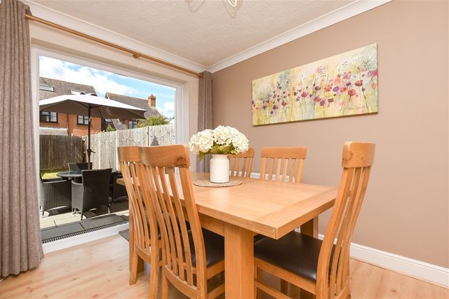 3-bed house on Clover Way, Smallfield, £450,000