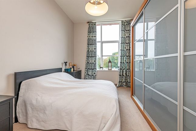 78 Kingswood Park, Frodsham photo 4