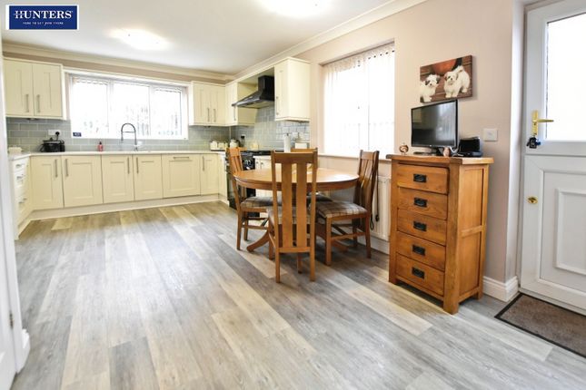 6, Johnson Drive, Gainsborough photo 3