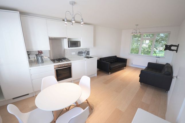 Flat 5D, 36 Grove Place, London, West London photo 4