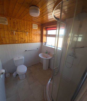106, Chesterfield Road, North Wingfield photo 5