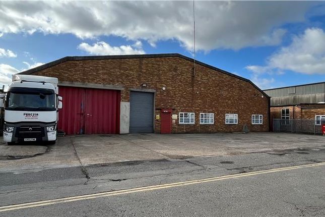 Thumbnail Industrial to let in 8 Galleymead Road, Colnbrook