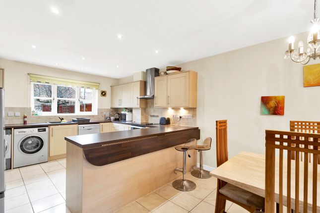 45, Bridge Mead, Stroud photo 3