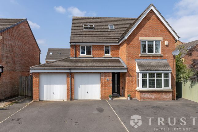 6-bed house on 44 Burnleys Mill Road, Cleckheaton, £540,000
