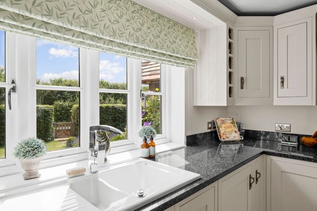 Kitchen Outlook