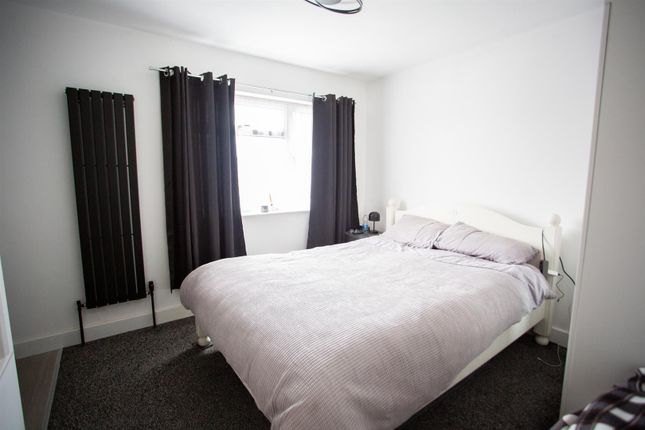 4, Campion Gardens, Chard photo 4